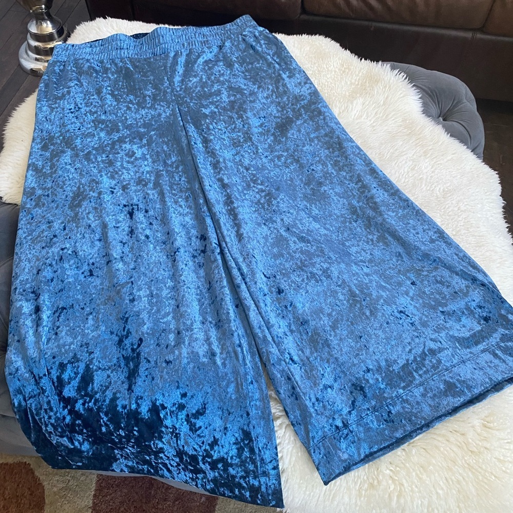 A New Day XXL Blue Velvet Wide-Leg Pants NWOT